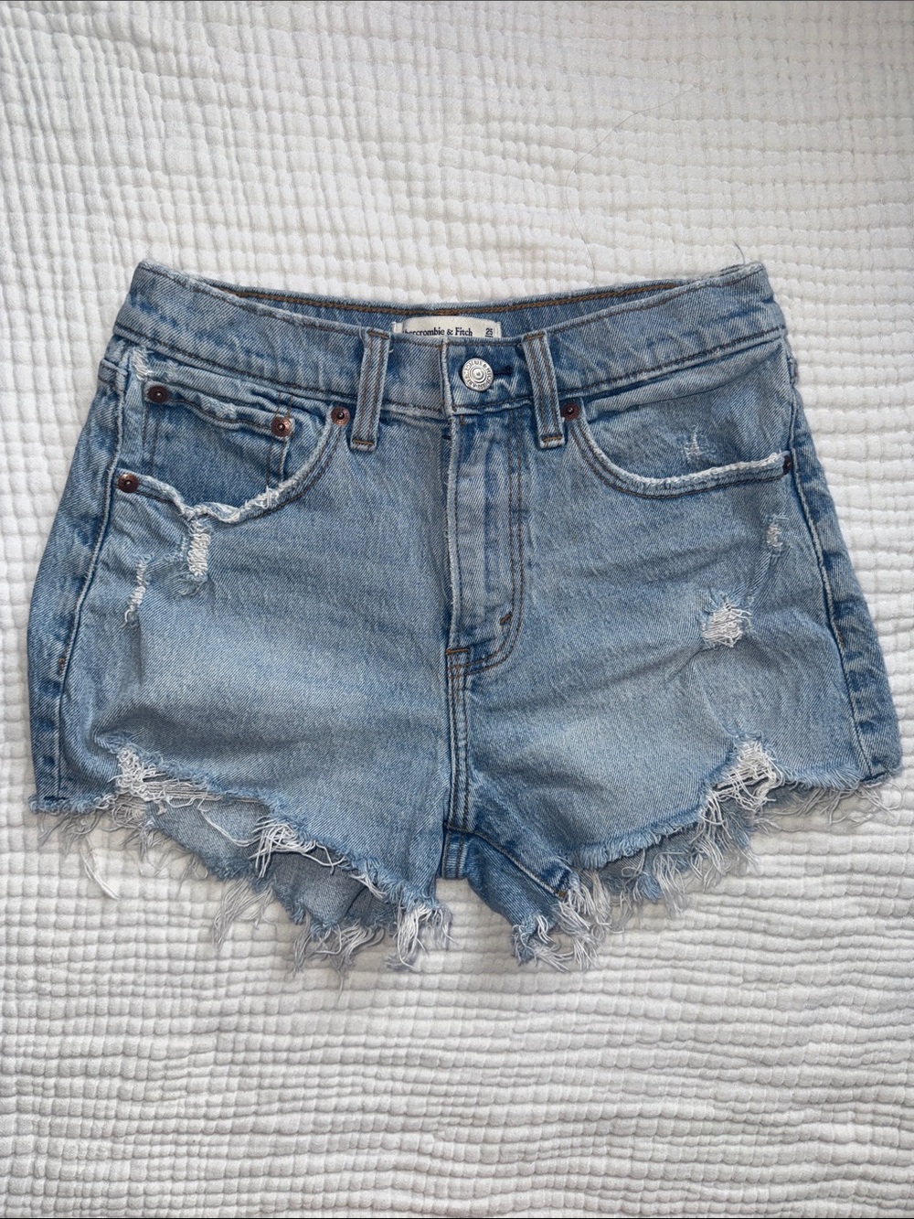 Abercrombie & Fitch The Mom Short Mid Rise Light Blue Distressed - Size 25 | 0